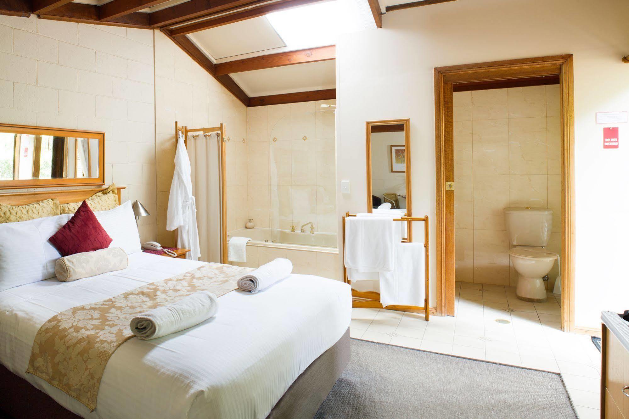 Blackheath Motor Inn エクステリア 写真
